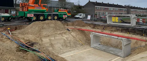 Martens prefab beton duikerbrug t.b.v. project Gorecht-West